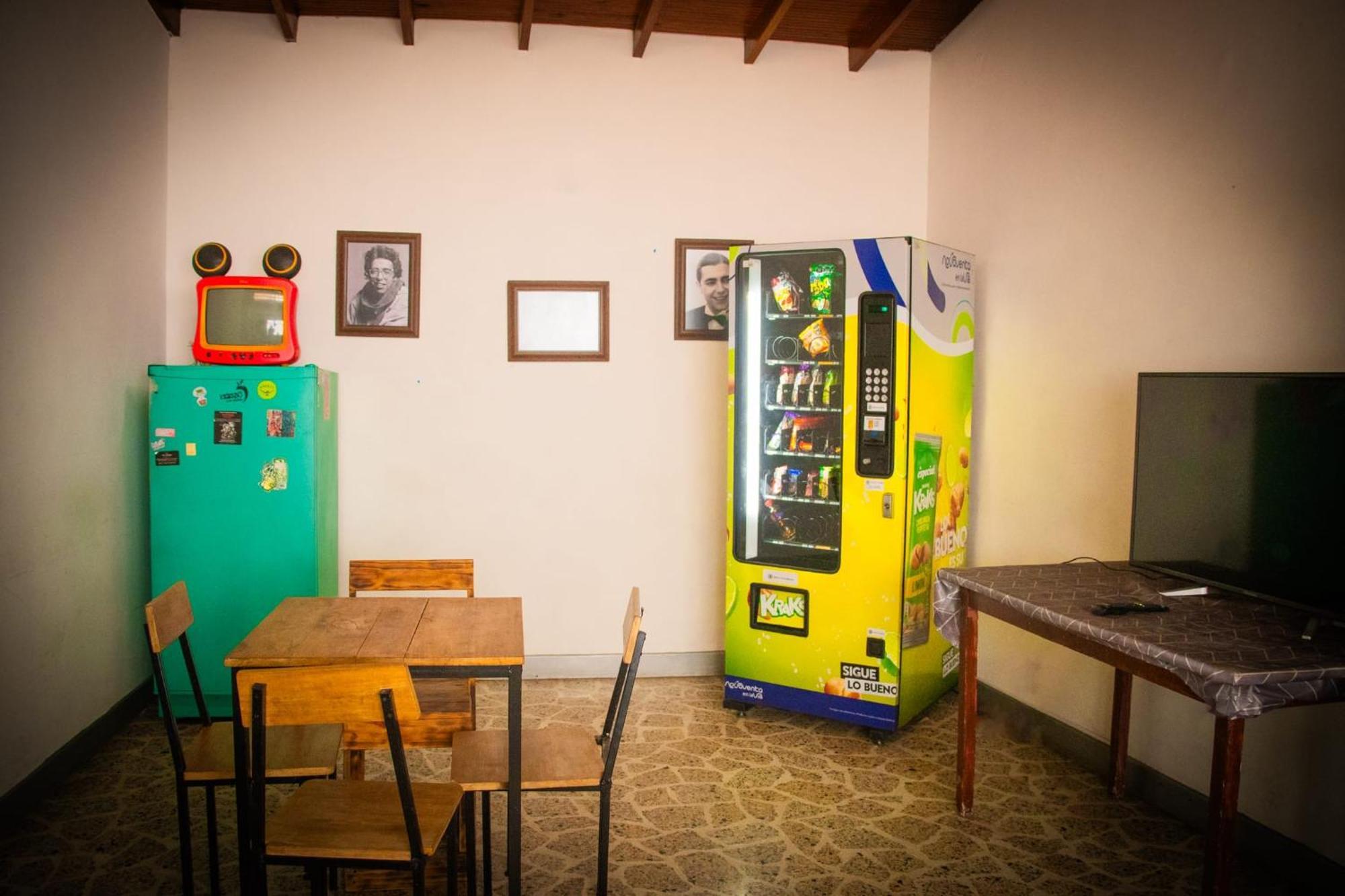מדיין Casa Almarita - Hostal, Bar Y Restaurante מראה חיצוני תמונה